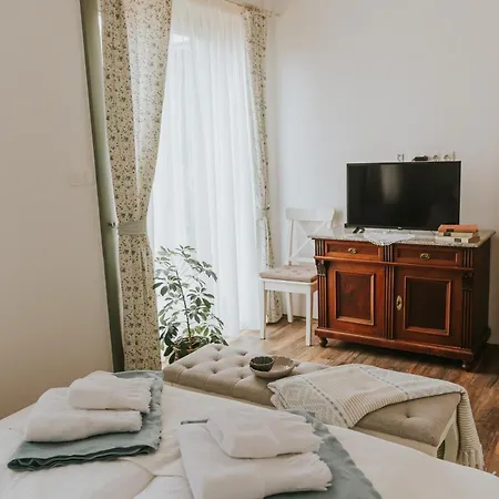 Apartment Neidhardt Vendeghaz