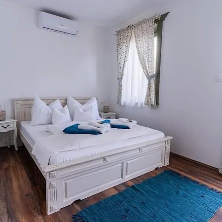 Apartment Neidhardt Vendeghaz