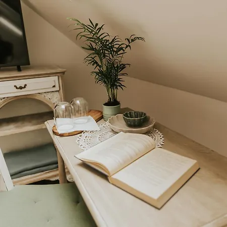 아파트 Neidhardt Vendeghaz *