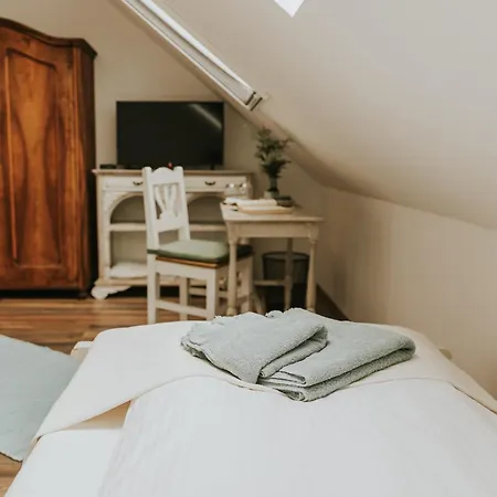 Neidhardt Vendeghaz Apartmán Bóly
